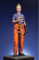 1/35 Female Mechanic Crew Jennifer