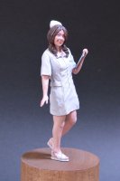 1/20 Female nurses