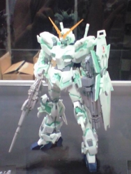 1/144 RX-0 UNICORN GUNDAM (Destroy Mode) STUDIO RECKLESS